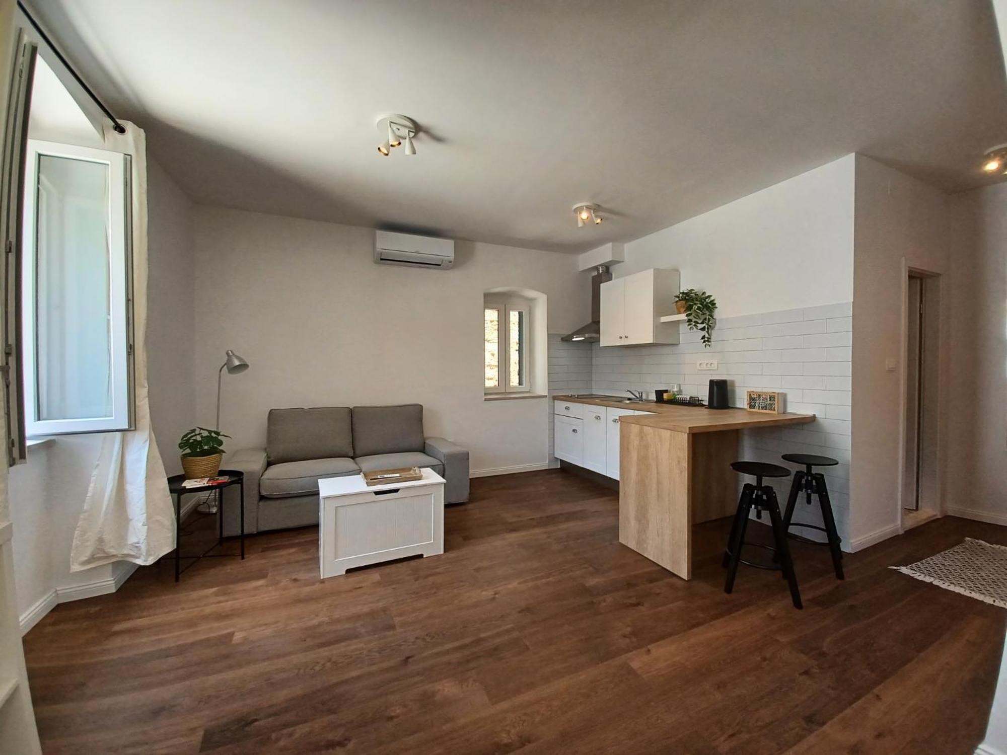 Apartment Lilly With Amazing City View Hvar Town Exteriör bild
