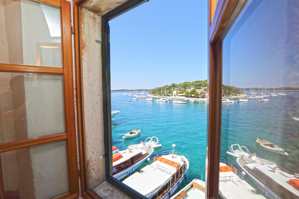 Apartment Lilly With Amazing City View Hvar Town Rum bild