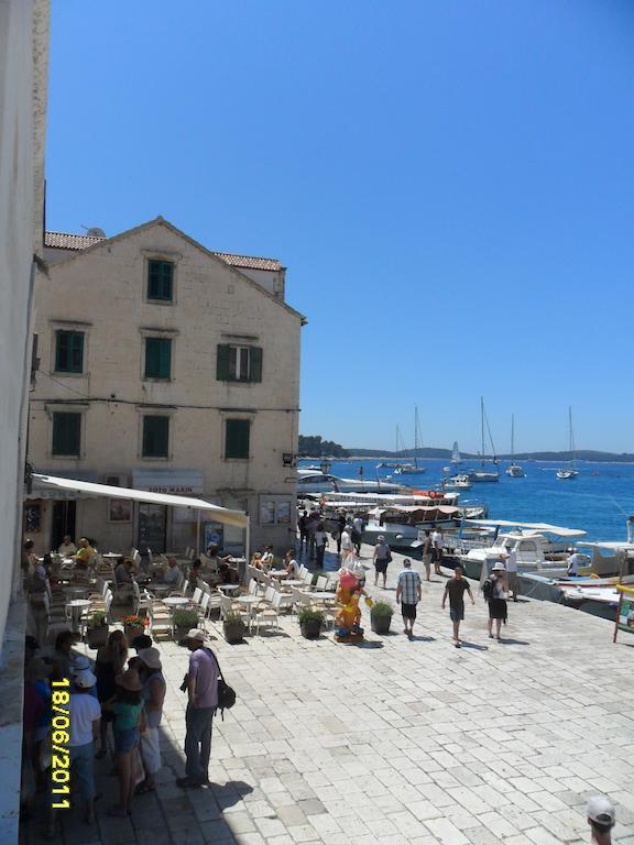 Apartment Lilly With Amazing City View Hvar Town Rum bild